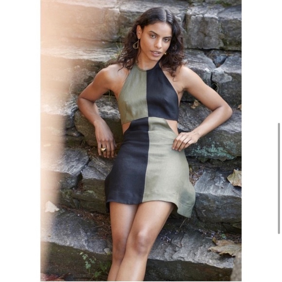 Matthew Burch Colorblock Cutout Open Back Linen Mini Halter Dress - Picture 4 of 16